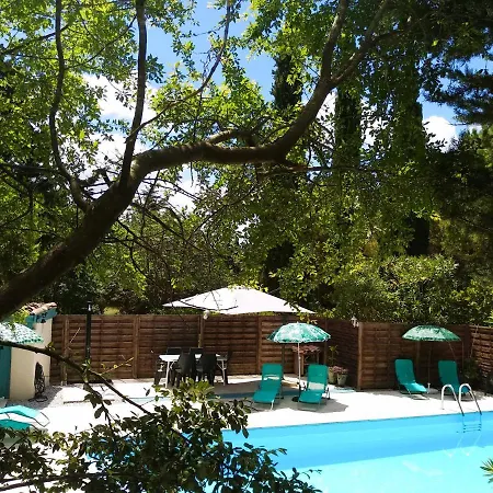 En Pleine Nature - Parc, Piscine, Jacuzzi Hébergement de vacances Brézilhac