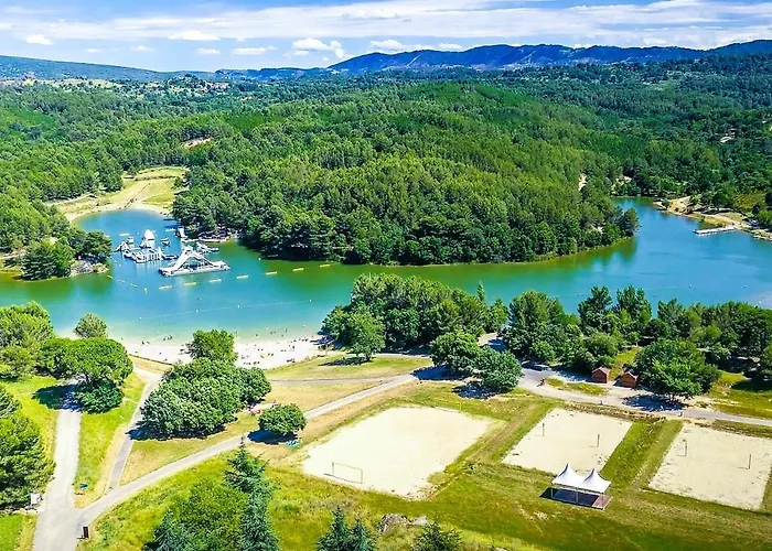 Nyaraló En Pleine Nature - Parc, Piscine, Jacuzzi Brézilhac